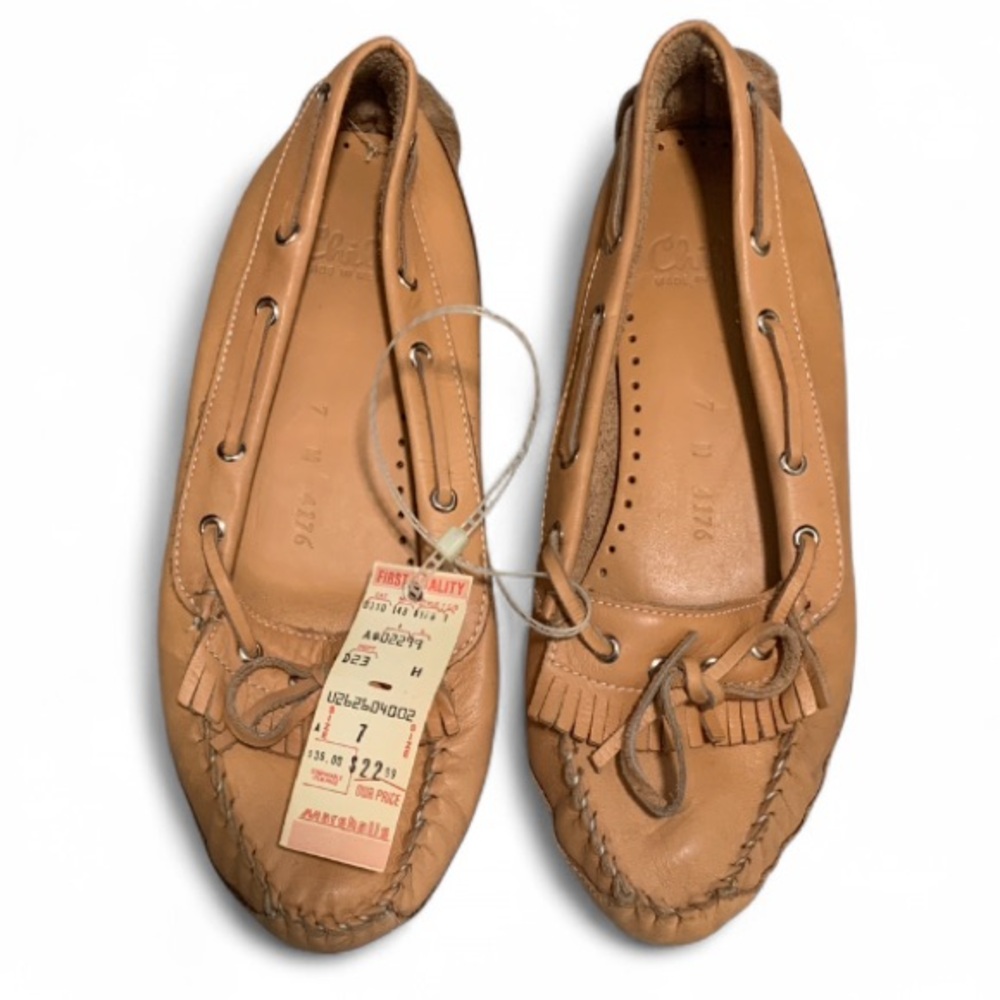 New with Tags Vintage Chili’s Cream Leather Moccasin Shoes Size 7